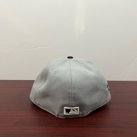 New Era, 59Fifty Fitted Hat, New York Yankees, Grey & Blue - Picture 4 of 10
